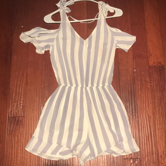 American Eagle Outfitters Pants - American Eagle Romper